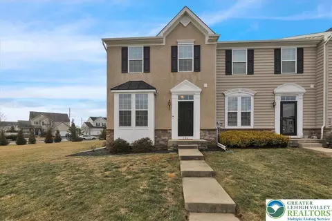 106 Raven Ct, Gilbertsville, PA 19525