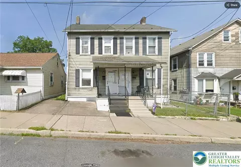 630 S Spruce St, Nazareth, PA 18064