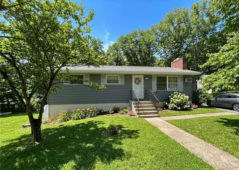 162 Independence Rd, East Stroudsburg, PA 18301