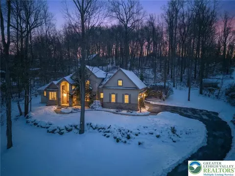 2588 Kings Mill Rd, Hellertown, PA 18055