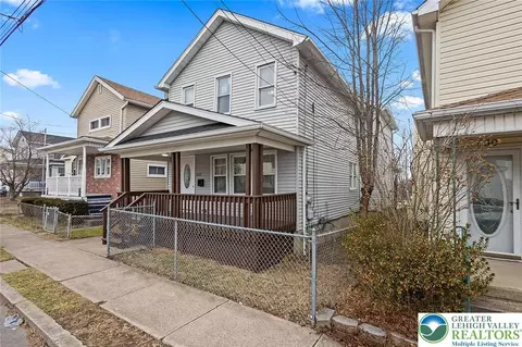 532 Eynon St, Scranton, PA 18504 photo 2