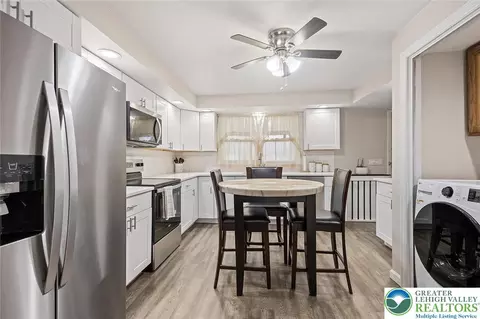 532 Eynon St, Scranton, PA 18504 photo 10