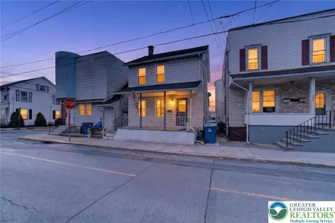 1604 Newport Ave, Northampton, PA 18067