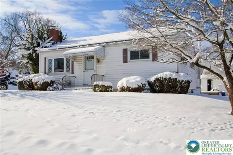 2376 S Fountain St, Allentown, PA 18103