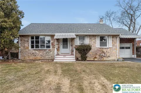 1327 W Wyoming St, Allentown, PA 18103