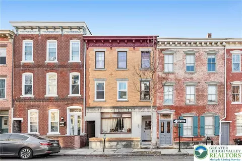 208 N 9th St, Allentown, PA 18102