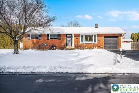 621 Arndt Rd, Forks Twp, PA 18040