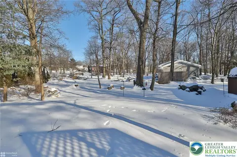 536 Carol Ln, Bath, PA 18014 photo 52