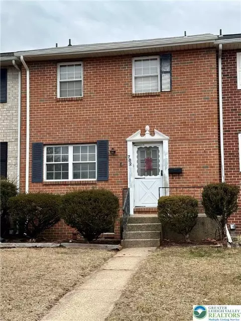 782 Jefferson St, Red Hill, PA 18076