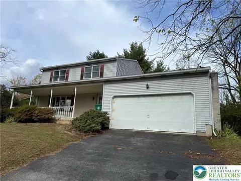 2507 Swanson St, Easton, PA 18045