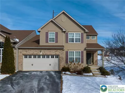 929 Orange Tip Way, Breinigsville, PA 18031
