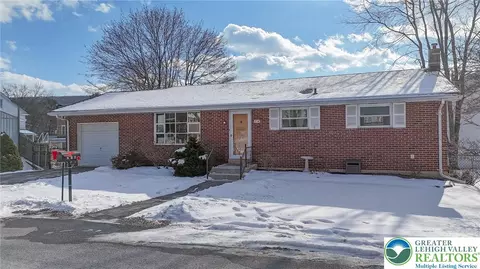 214 Chestnut St, Tuscarora, PA 17982