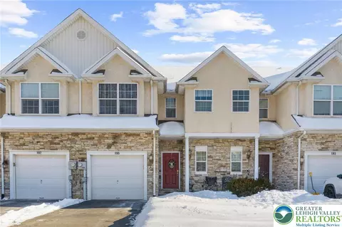 195 Maple Ct, Alburtis, PA 18011