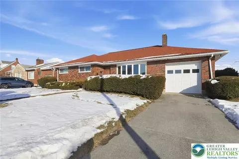 827 N Kiowa St, Allentown, PA 18109