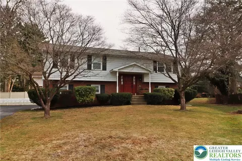 3045 Olivia Cir, Allentown, PA 18103