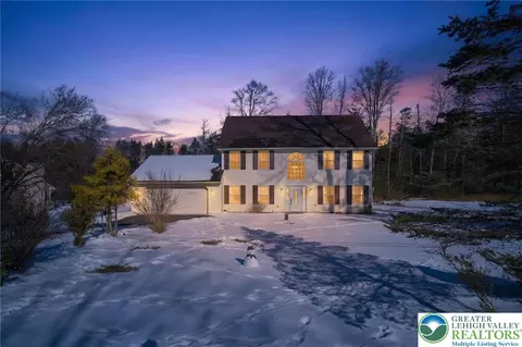 122 Cranberry Dr, Blakeslee, PA 18610