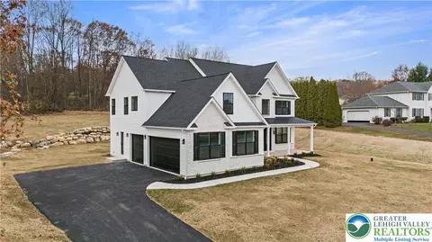 Exterior - 901 Renaldi Rd, Wind Gap, PA 18091 photo 2 of 3