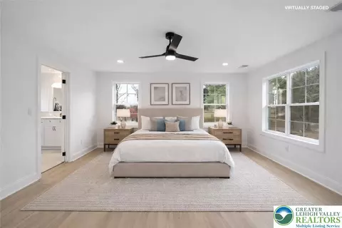 Bedroom - 901 Renaldi Rd, Wind Gap, PA 18091 photo 4 of 13