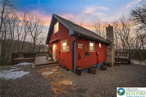 175 Deer Trail Dr, Saylorsburg, PA 18353