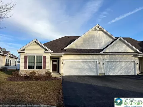 6960 Constitution Dr, Bethlehem, PA 18017
