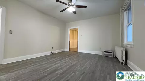 Living - 612 E 5th St, Bethlehem, PA 18015 photo 2 of 7