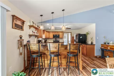 405 Rabbit Run Rd, Andreas, PA 18211 photo 9