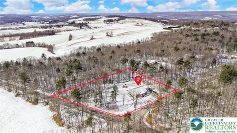 405 Rabbit Run Rd, Andreas, PA 18211 photo 54