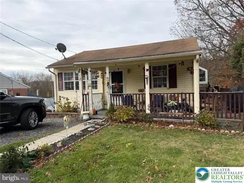 1311 Butter Ln, Reading, PA 19606