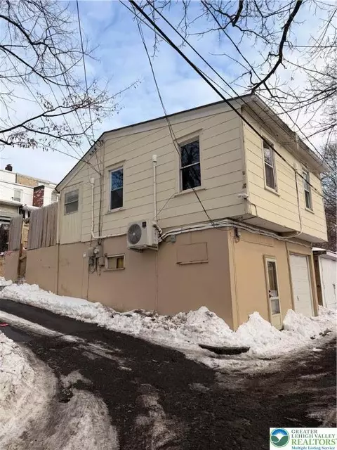 1152 Union St #REAR, Allentown, PA 18102