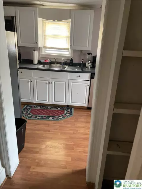 156 Northampton St, Bath, PA 18014 photo 4