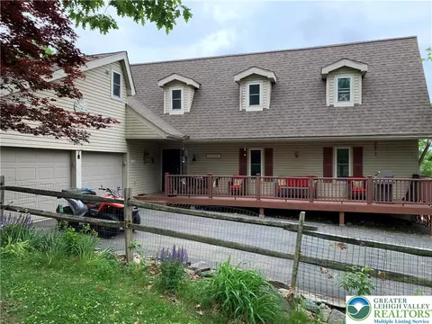 Exterior - 3205 Ely Ct, Saw Creek, PA 18324 photo 29 of 39