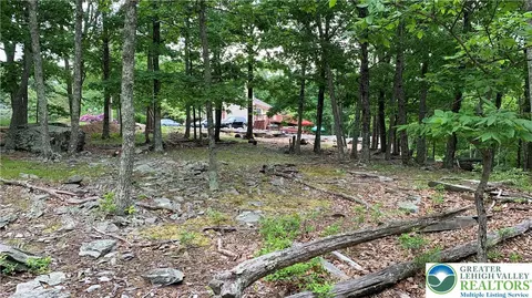 Exterior - 3205 Ely Ct, Saw Creek, PA 18324 photo 3 of 39