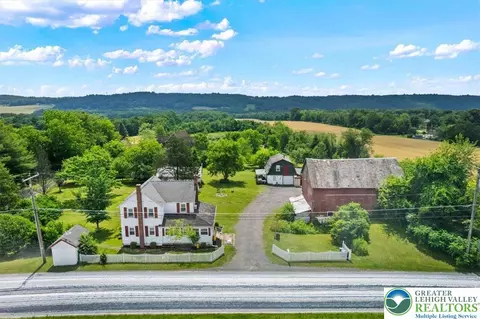 7590 Pohopoco Rd, Kunkletown, PA 18058