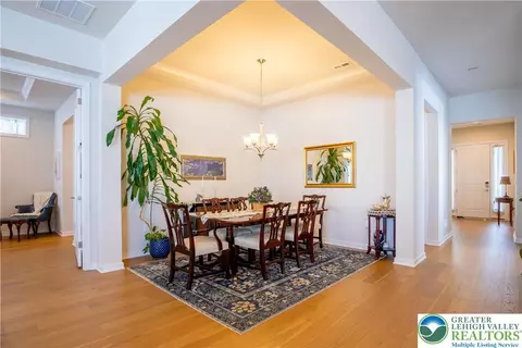 7022 Oak Ln, Bath, PA 18014 photo 15
