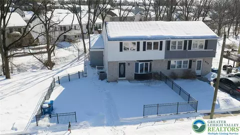 624 E 8th St, Northampton, PA 18067