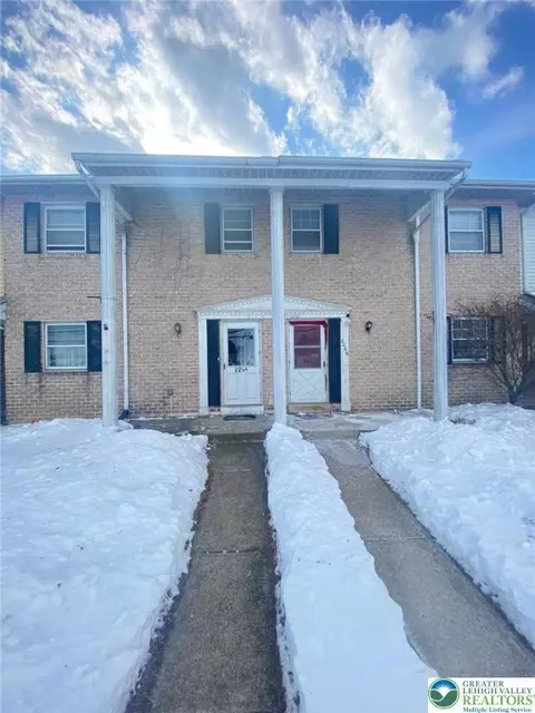 2268 Grove Rd, Allentown, PA 18109