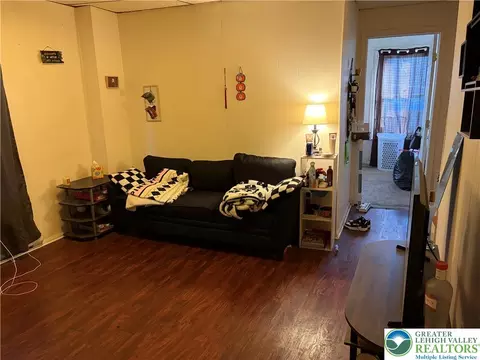 515 E Laurel St, Bethlehem, PA 18018 photo 17
