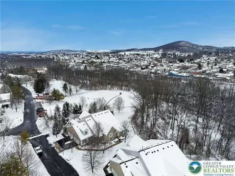 1895 Caryn Dr, Hellertown, PA 18055 photo 31