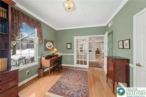 1895 Caryn Dr, Hellertown, PA 18055 photo 12