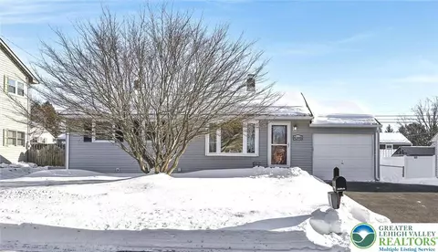 4340 Winfield Ter, Easton, PA 18045