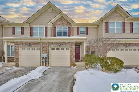 2529 Gila Dr, Forks Twp, PA 18040