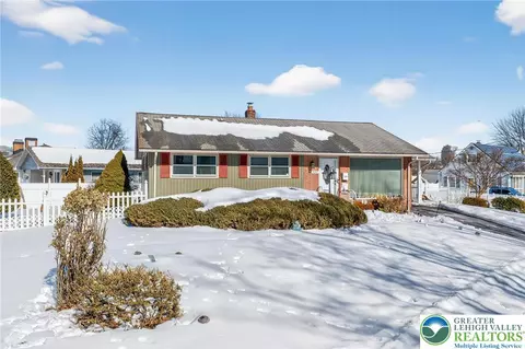 447 S 17th St, Allentown, PA 18104