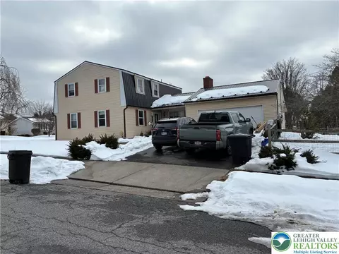 493 Forrest Ave, Bethlehem, PA 18017