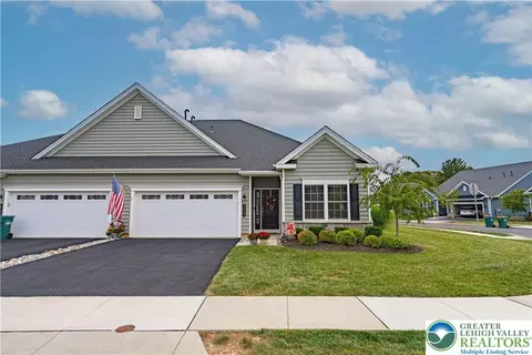 3767 Founders Xing, Bethlehem Twp, PA 18045