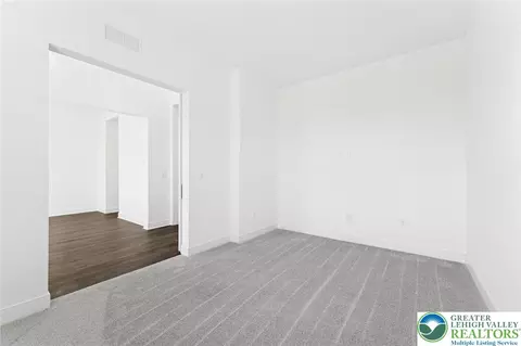 Living - 6851 Smith Ct, Bath, PA 18014 photo 1 of 1
