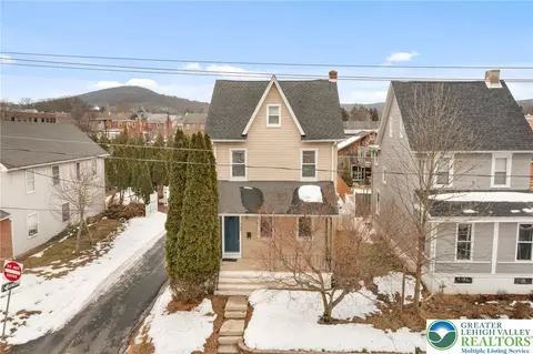 743 Front St, Hellertown, PA 18055