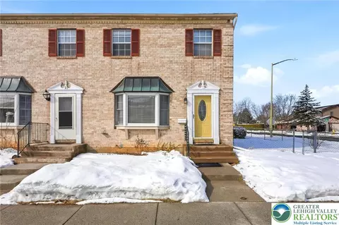 1 Lincoln Pl, Fullerton, PA 18052