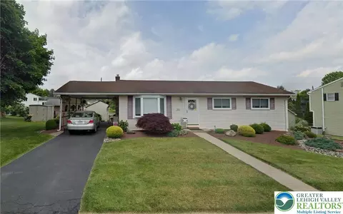 5041 Cypress St, Wescosville, PA 18106