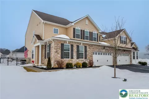 1686 Charley Ln, Bethlehem, PA 18020