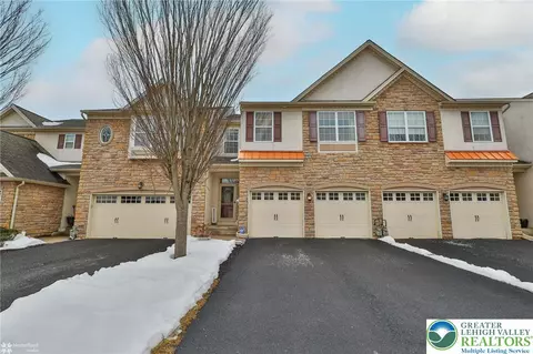 3508 Lenape Ln, Emmaus, PA 18049